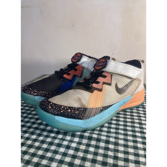 Nike Kids Sneakers Lebron XVIII Low (PS) Space Jam Tune Squad DJ3761 115 Size 3Y - Picture 5 of 10